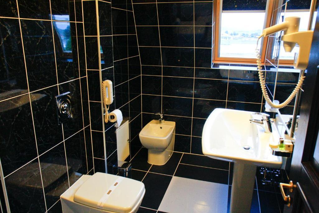 Hotel Anna Junior Târgu Jiu Стая снимка