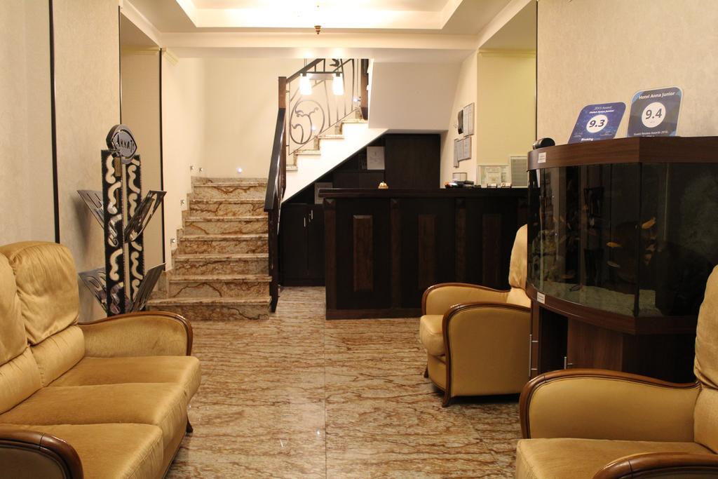 Hotel Anna Junior Târgu Jiu Екстериор снимка